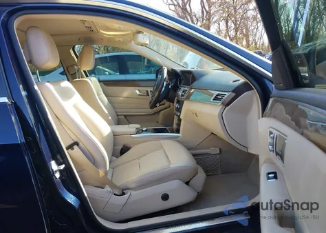 2015 Mercedes-Benz E 350 4Matic z USA, uszkodzony, nr VIN WDDHF8JB9FB123766